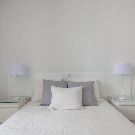 Light-Filled, Fully Renovated Apt Near Belem, By Timecooler Lissabon Exterior foto