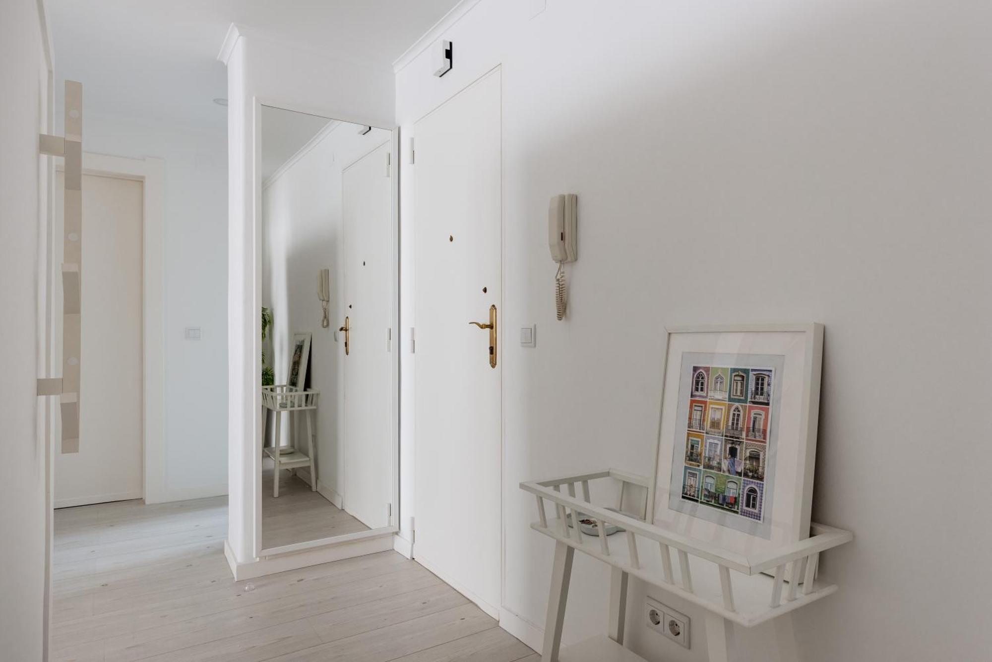 Light-Filled, Fully Renovated Apt Near Belem, By Timecooler Lissabon Exterior foto
