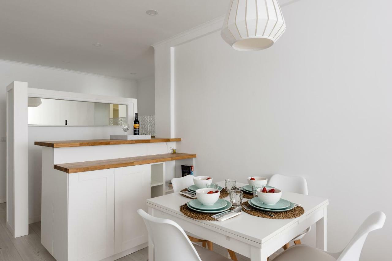 Light-Filled, Fully Renovated Apt Near Belem, By Timecooler Lissabon Exterior foto
