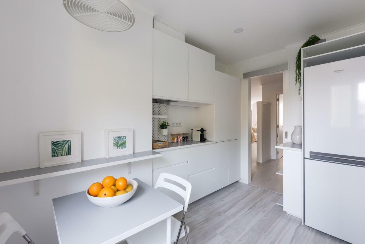 Light-Filled, Fully Renovated Apt Near Belem, By Timecooler Lissabon Exterior foto