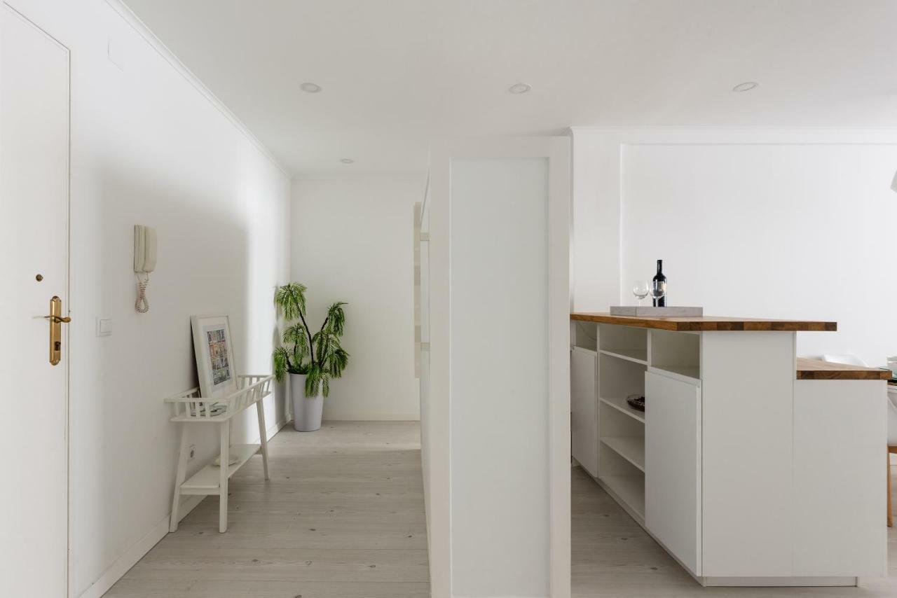 Light-Filled, Fully Renovated Apt Near Belem, By Timecooler Lissabon Exterior foto