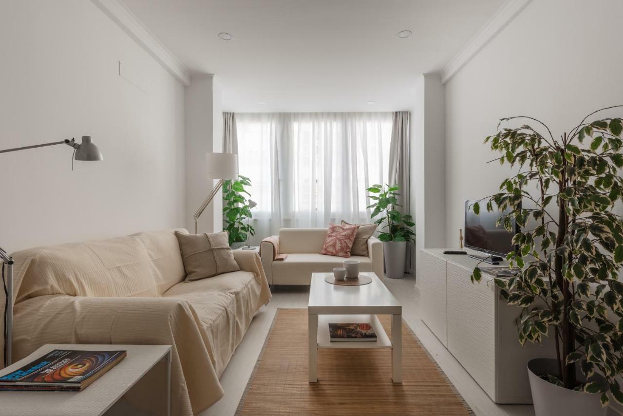 Light-Filled, Fully Renovated Apt Near Belem, By Timecooler Lissabon Exterior foto
