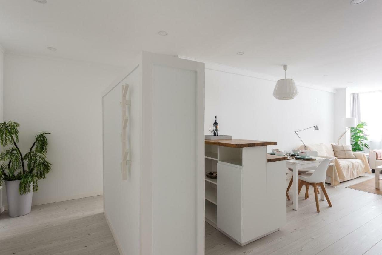 Light-Filled, Fully Renovated Apt Near Belem, By Timecooler Lissabon Exterior foto